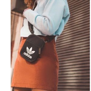 adidas orginal crossbody bag